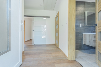 Pronájem domu 88 m², Stochov