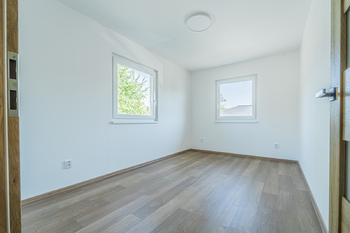 Pronájem domu 88 m², Stochov