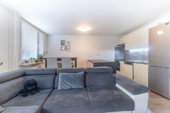 Pronájem bytu 3+kk v osobním vlastnictví 68 m², Praha 4 - Michle
