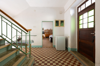 1.NP - chodba, vstup do domu  - Prodej domu 140 m², Ročov