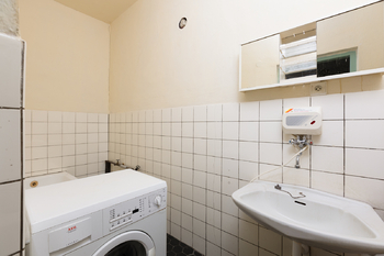 koupelna  - Prodej domu 140 m², Ročov