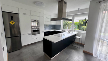 Kuchyň - Prodej domu 140 m², Nehvizdy