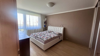 Ložnice - Prodej domu 140 m², Nehvizdy