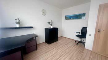 Pokoj 2 - Prodej domu 140 m², Nehvizdy