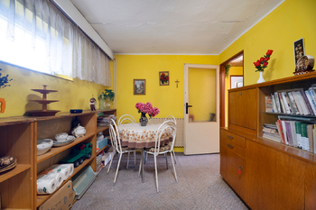 Prodej domu 232 m², Dolní Benešov
