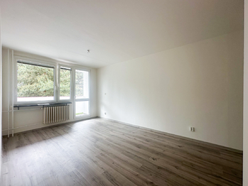 Prodej bytu 2+kk v osobním vlastnictví 48 m², Komárov