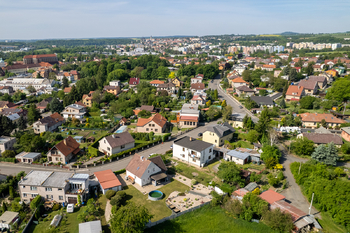 Letecký snímek domu a okolí - Prodej domu 139 m², Kutná Hora