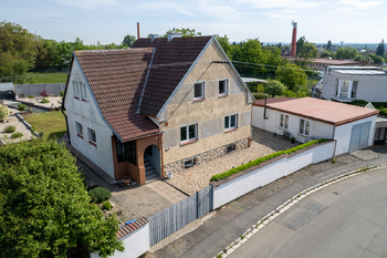 Pohled na dům z ulice - Prodej domu 139 m², Kutná Hora