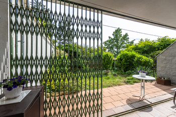 zahrádka - Prodej bytu 2+kk v osobním vlastnictví 62 m², Praha 8 - Libeň