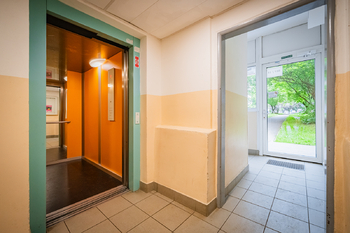 Prodej bytu 3+1 v osobním vlastnictví 71 m², Praha 8 - Bohnice