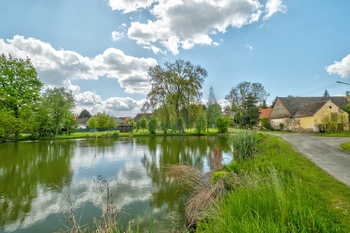 Prodej domu 200 m², Kozárovice