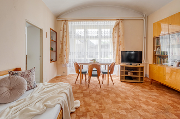 Prodej domu 200 m², Kozárovice