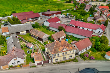 Prodej domu 200 m², Kozárovice