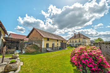 Prodej domu 200 m², Kozárovice