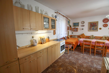 pokoj s kuchyňským koutem - Prodej domu 98 m², Ratibořské Hory