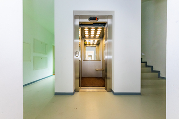 Prodej bytu 2+kk v osobním vlastnictví 47 m², Praha 6 - Břevnov