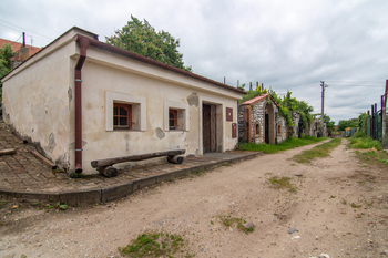 Prodej vinného sklepa, Hlohovec