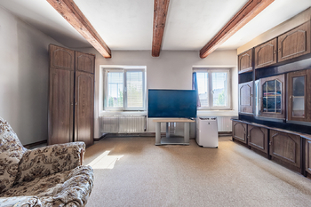 Prodej nájemního domu 200 m², Údlice