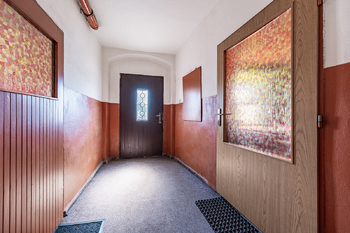 Prodej nájemního domu 200 m², Údlice