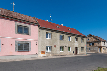 Prodej nájemního domu 200 m², Údlice