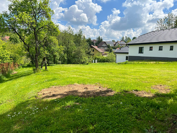 Prodej pozemku 876 m², Bobrová