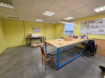 Prodej výrobních prostor 2250 m², Roudnice nad Labem