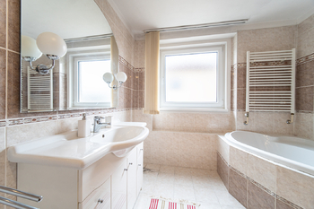 Pronájem bytu 3+1 v osobním vlastnictví 121 m², Nymburk
