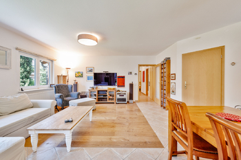 Prodej domu 163 m², Chýně