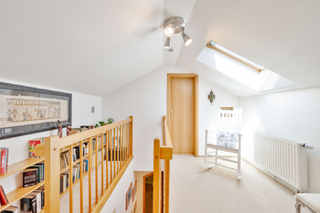 Prodej domu 163 m², Chýně
