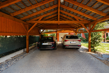 Prodej domu 163 m², Chýně