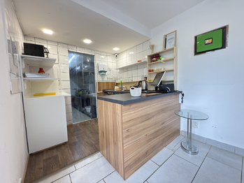 Pronájem restaurace 43 m², Praha 8 - Kobylisy