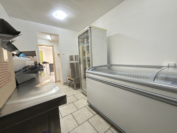 Pronájem restaurace 43 m², Praha 8 - Kobylisy