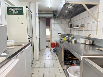 Pronájem restaurace 43 m², Praha 8 - Kobylisy