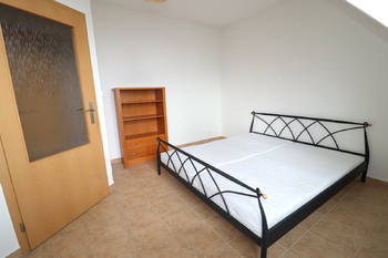 2. pokoj - Pronájem bytu 2+kk v osobním vlastnictví 57 m², Kladno