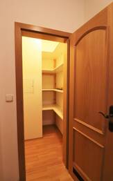 Pronájem bytu 2+kk v osobním vlastnictví 66 m², Praha 4 - Kunratice