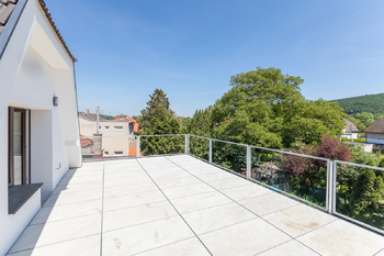 Prodej bytu 3+kk v osobním vlastnictví 98 m², Řevnice
