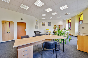 Pronájem kancelářských prostor 109 m², Tábor
