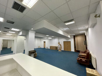 Pronájem obchodních prostor 219 m², Třebíč