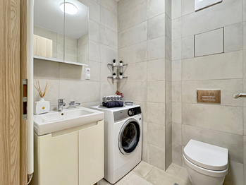 Prodej bytu 1+kk v osobním vlastnictví 31 m², Praha 4 - Háje