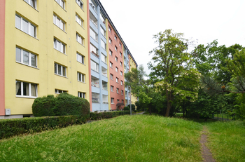 Prodej bytu 2+1 v osobním vlastnictví 53 m², Praha 10 - Záběhlice