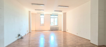Pronájem kancelářských prostor 72 m², Praha 8 - Kobylisy