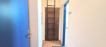 Pronájem kancelářských prostor 19 m², Praha 8 - Kobylisy
