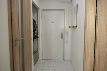 Pronájem bytu 1+1 v osobním vlastnictví 35 m², Hradec Králové