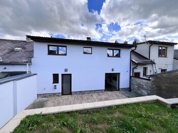 Pronájem domu 160 m², Pelhřimov
