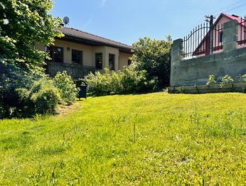 Zahrada - Prodej domu 120 m², Dolní Nivy