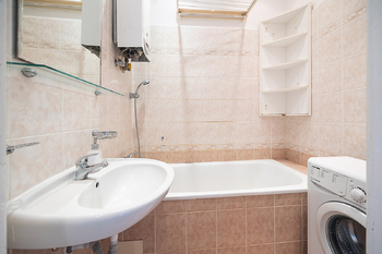 Pronájem bytu 2+kk v osobním vlastnictví 40 m², Praha 10 - Strašnice