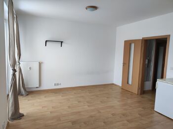 Pronájem bytu 1+kk v osobním vlastnictví 33 m², Pardubice