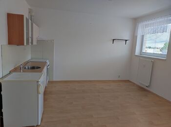 Pronájem bytu 1+kk v osobním vlastnictví 33 m², Pardubice