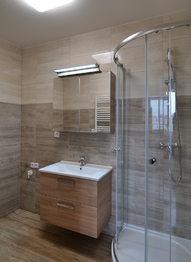 Koupelna - Pronájem bytu 2+kk v osobním vlastnictví 46 m², Tábor