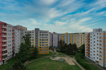 Pohled z pokoje - Pronájem bytu 2+kk v osobním vlastnictví 46 m², Tábor